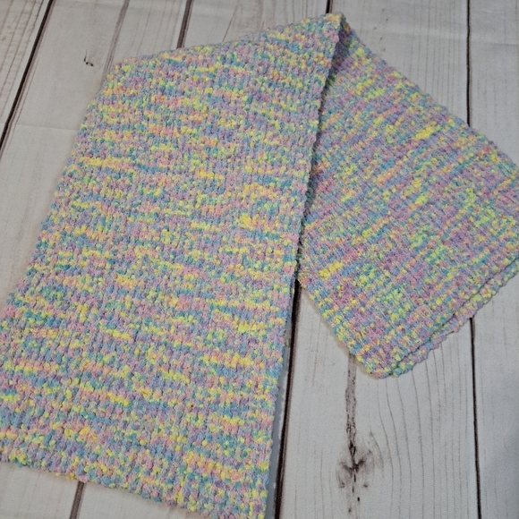 Juicy Couture Pastel Multicolor Knit Scarf - Picture 8 of 10